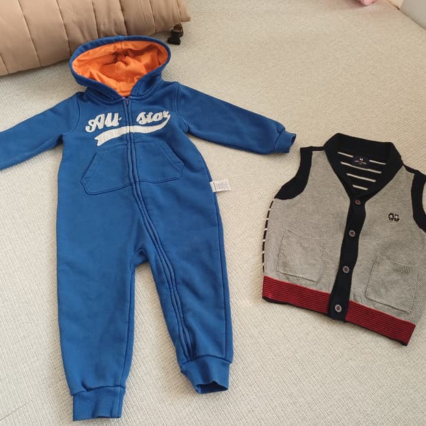 유아 점프슈트,니트조끼 일괄