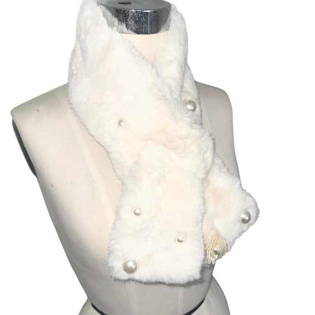 Ivory Princess Muffler