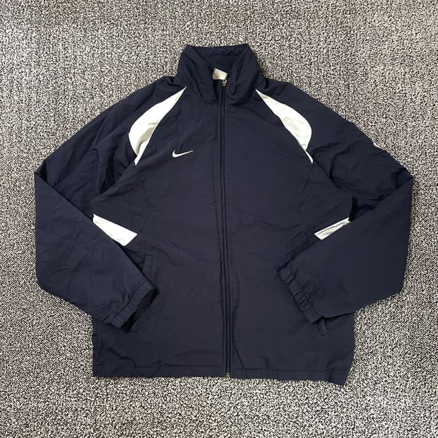 빈티지9. 나이키 스우시 올드스쿨 바람막이 점퍼 블랙화이트 배색
