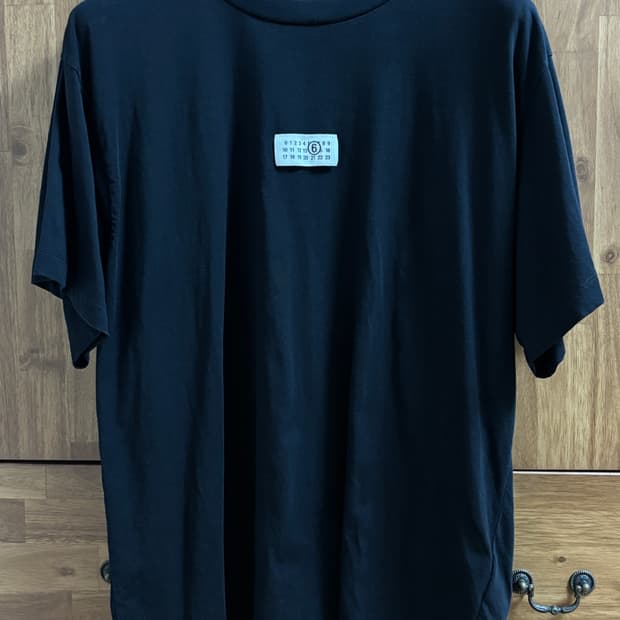 [S] mm6 로고 반팔 티셔츠