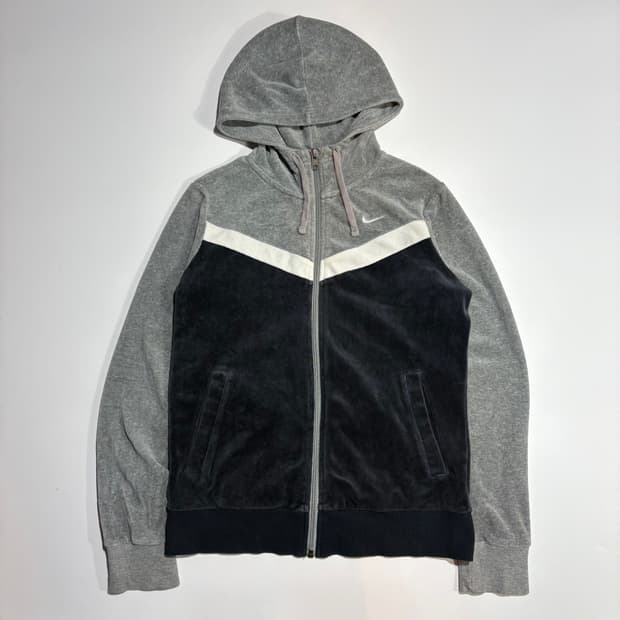 나이키 스우시 벨벳 배색 후드 집업