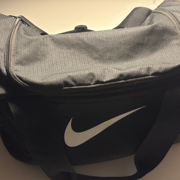 나이키 브라질리아 더플백