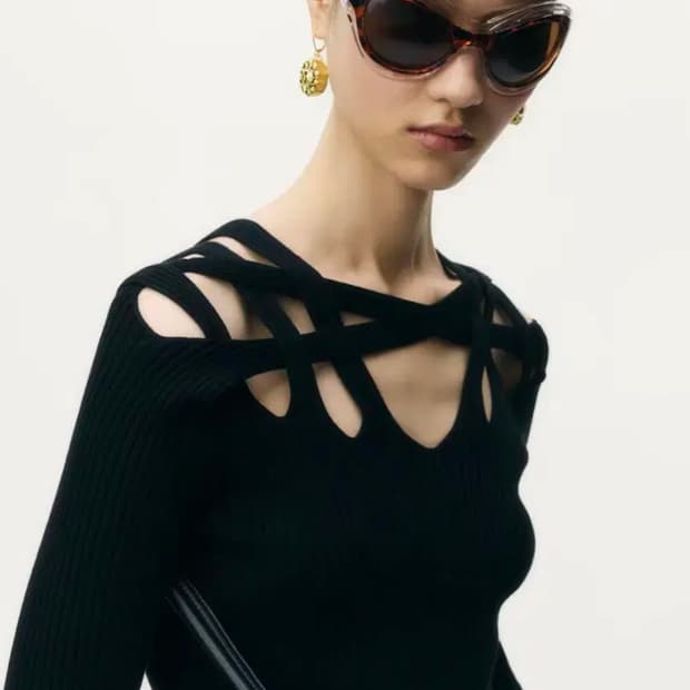 XL) 글렌마틴스 H&M 컷아웃 니트 에치엔엠