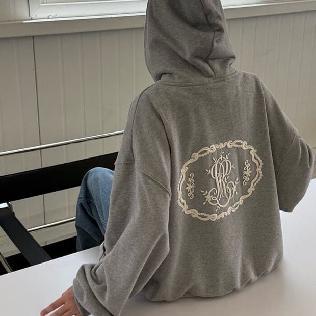 EST 이에스티 레이스 후드집업 그레이