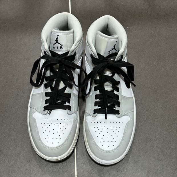 나이키조던1미드 포그그레이 265사이즈