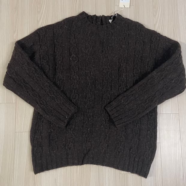 아워레가시 팝오버 니트