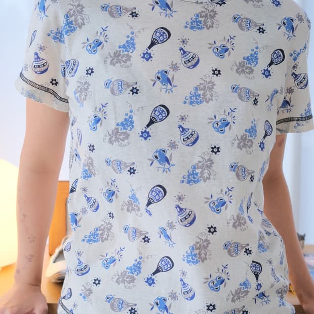 Vase linen t-shirt 