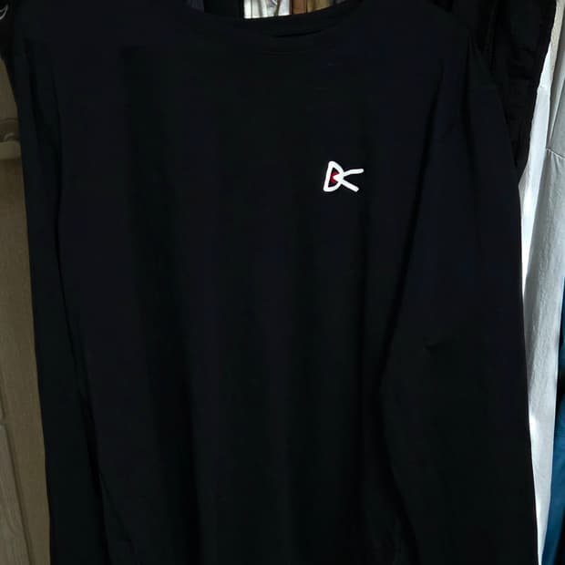 디스트릭트비전  롱슬리브m