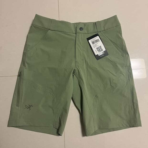 아크테릭스 크로닌 클로리스 11인치 30사이즈