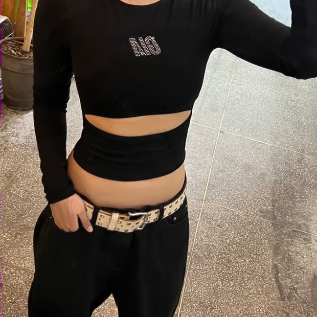 [I.AM.GIA] Charity top (BK)