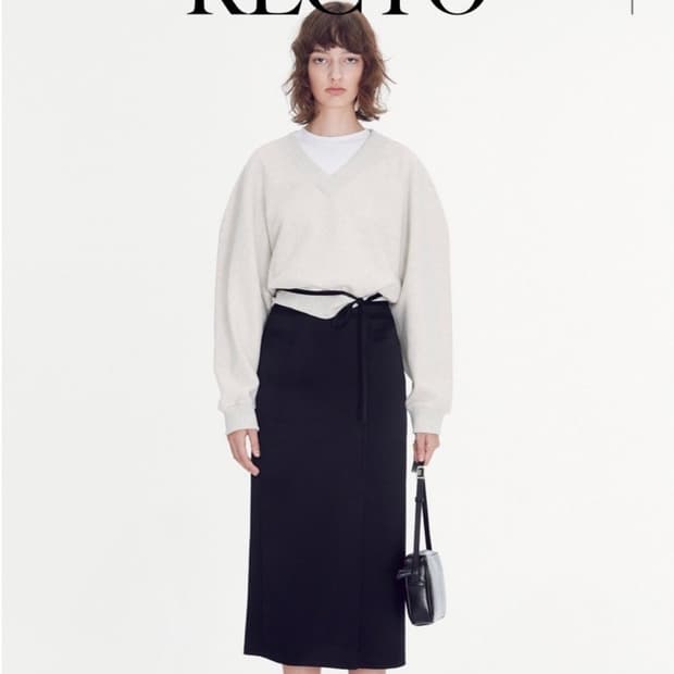 recto 렉토 브이넥 맨투맨