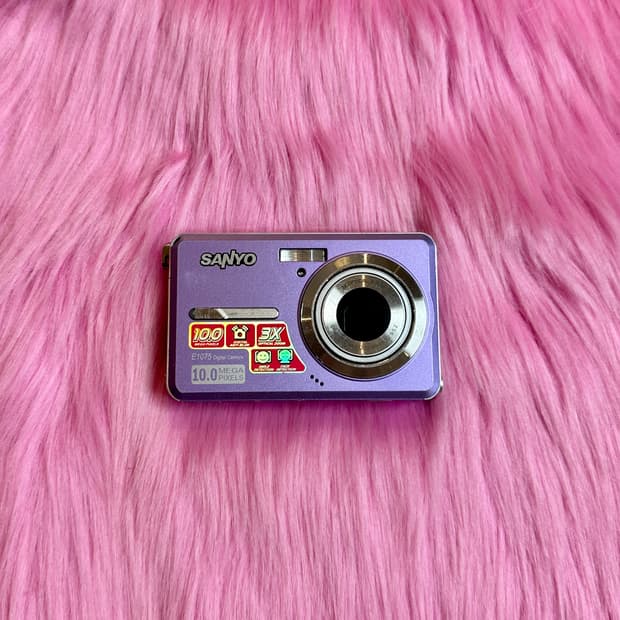 산요 E1075 디지털 카메라 디카