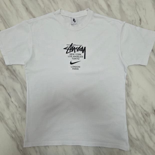 나이키 X 스투시 월드투어 반팔 티셔츠 