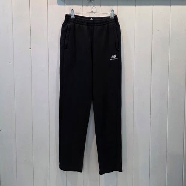 뉴발란스 츄리닝바지 <기본> "NEW BALANCE"