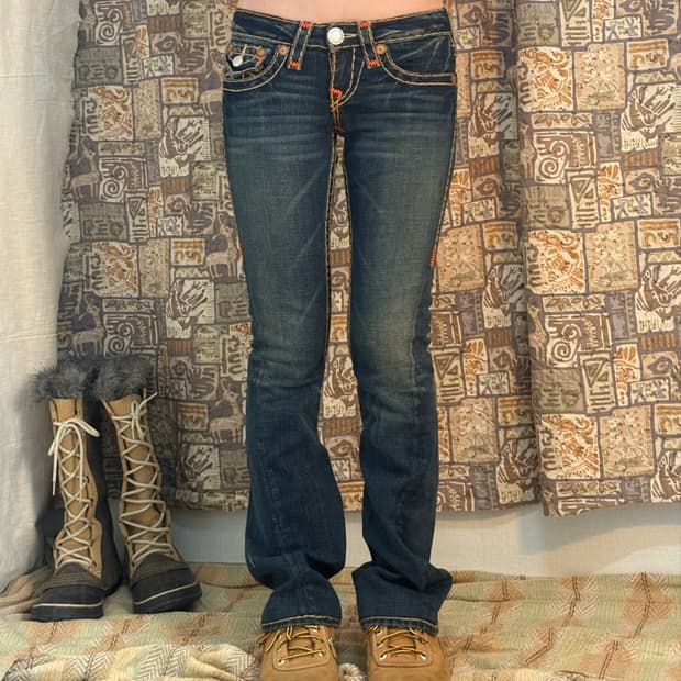 TRUE RELIGION 여성 부츠컷 데님 팬츠