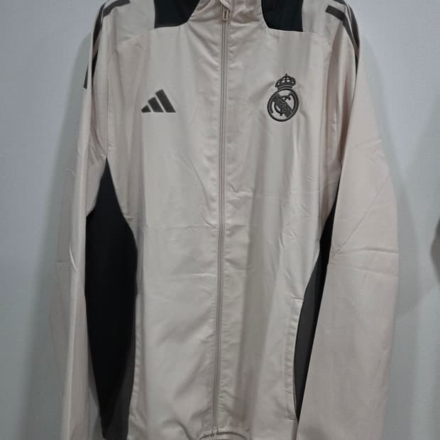 레알마드리드 바람막이 트레이닝 트랙탑