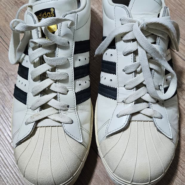 아디다스 슈퍼스타 디럭스 270