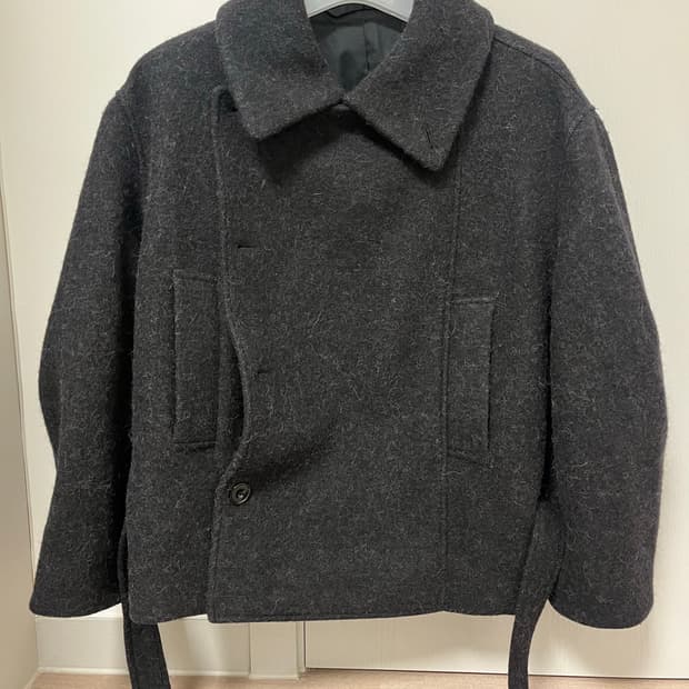 르메르 배스로브 숏코트 34