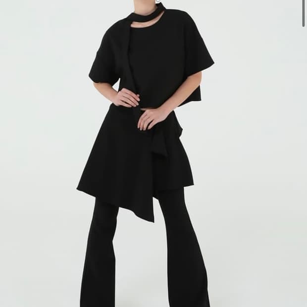 어글리쉐도우 유에스 플레어 스커트 부츠컷 팬츠(챠콜)