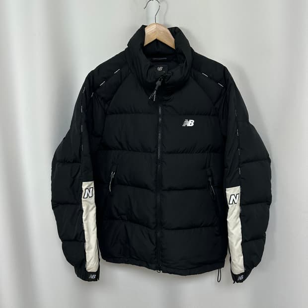   뉴발란스 공용 패딩 자켓 거위털 검정 95 M  EIW