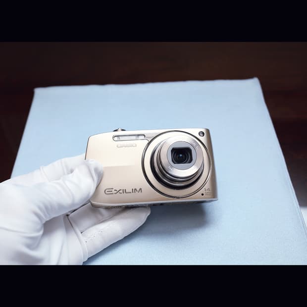 레어 <준 민트급> 카시오 엑슬림 z2300 골드 빈티지 디카