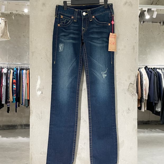 트루 릴리전 조니 진청 데미지 워싱 로우 라이즈 데님 팬츠