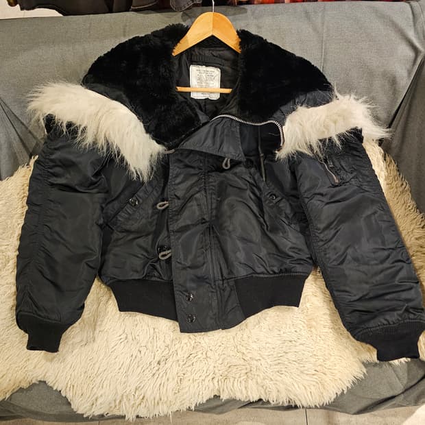 알파인더스트리 90s n2b 자켓