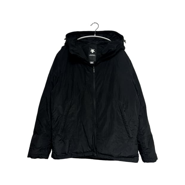 데상트 블랙 후드 자켓