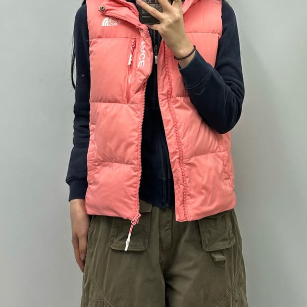 노스페이스 로고 핑크 조끼 패딩