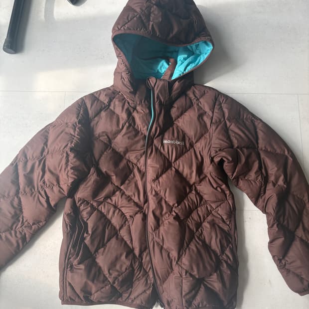 몽벨 리버시블 경량패딩