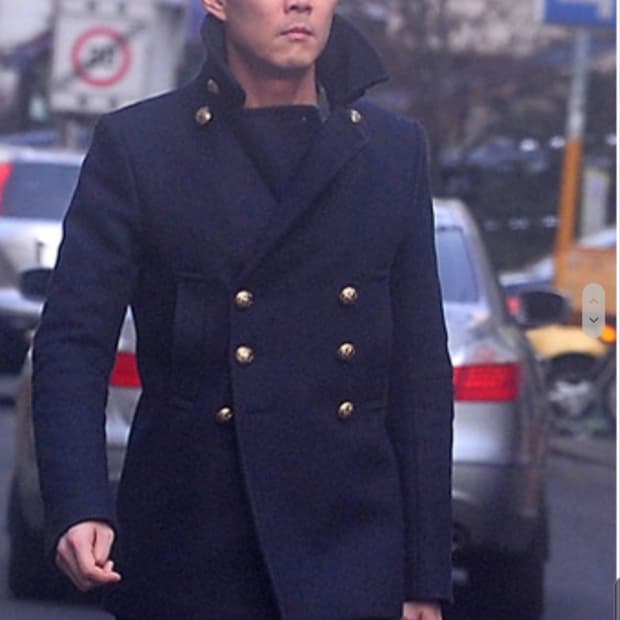 발망 디자인 모직 네이비 더블코트