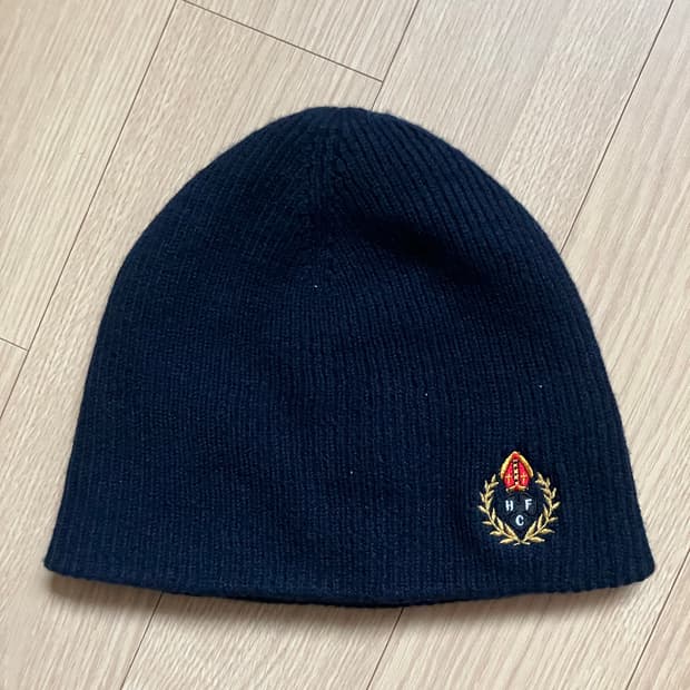 헤리티지플로스 울 비니 네입 컬러 새상품.