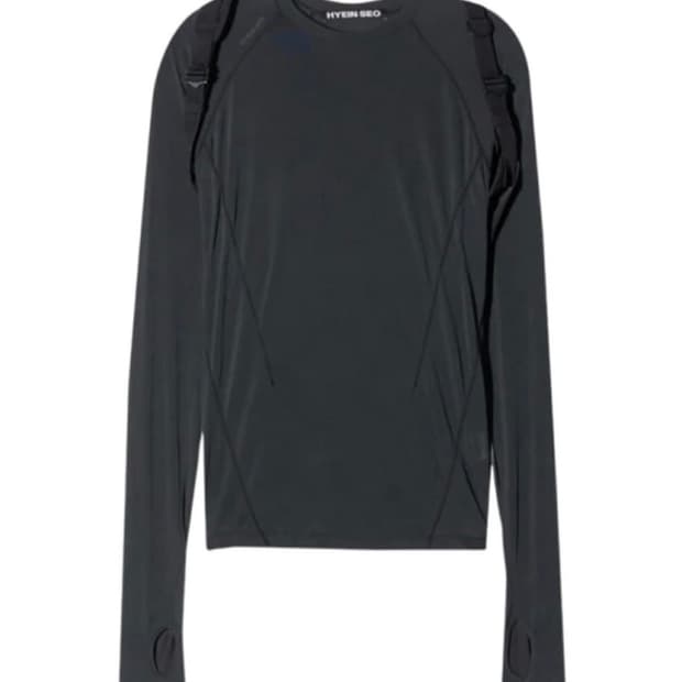 hyeinseo fitted top / backstrap 1 size