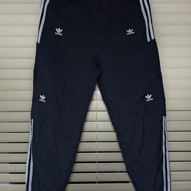 아디다스 오리지널 트랙팬츠 S