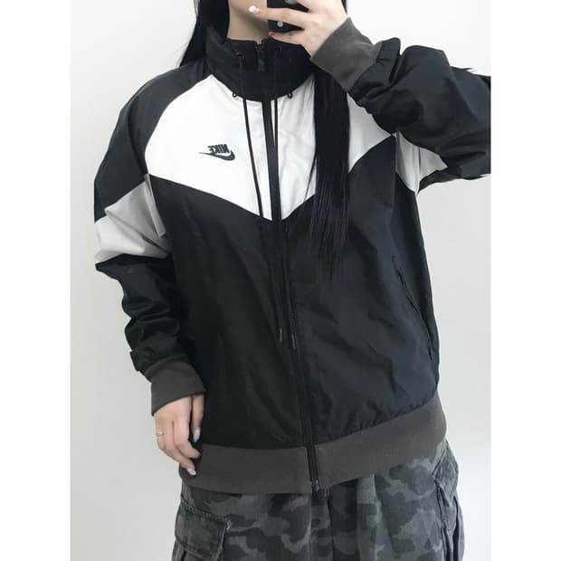 나이키 윈드러너 바람막이 S