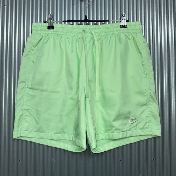 [L] 나이키 (NIKE) 라이트 그린 나일론 숏팬츠 반바지