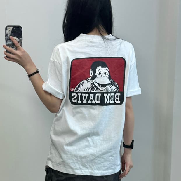 벤데이비스 빅로고 화이트 반팔 티셔츠