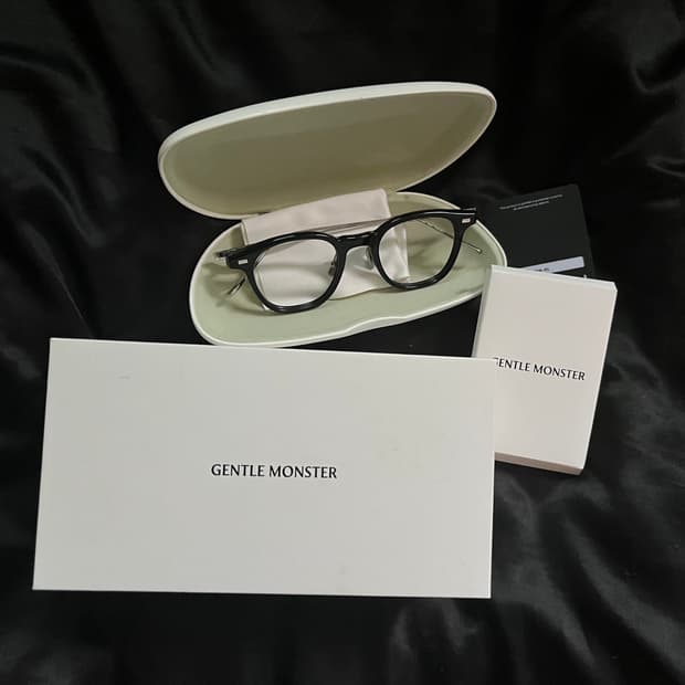 젠틀몬스터 롭 01 블랙 풀박스