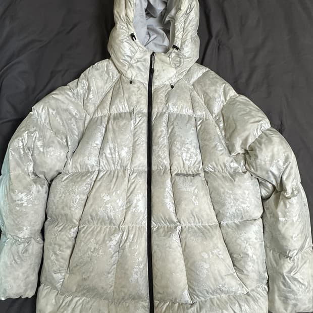 예스아이씨 Gridding Down Jacket Alphine 패딩(L)