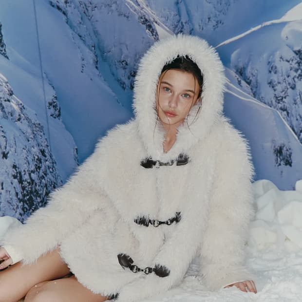 아수라 후디 버클 퍼 코트