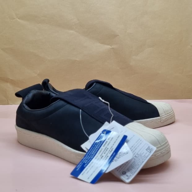 새상품 아디다스 슈퍼스타 남성슬립온 260