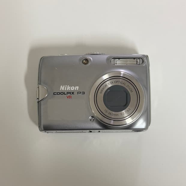 니콘 쿨픽스 p3