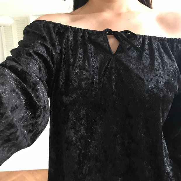 vintage velvet off-shoulder top