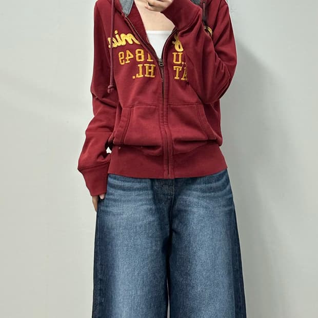 후아유 y2k 와투케 버건디 후드집업