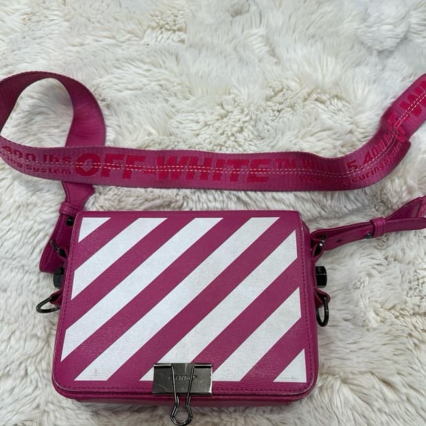 [정품] 오프화이트 디아고날 스트라이프 핑크 크로스백 풀구성