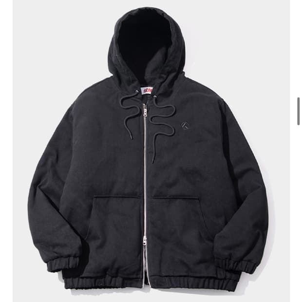 썸플레이스 패디드 후드 스트링 로고포인트 에어리 헤비 점퍼 [블랙]