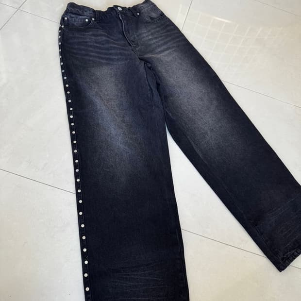 STUDDED PANTS 스트레이트 스터드 팬츠
