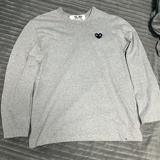 꼼데가르송 하트와펜 그레이 롱슬리브