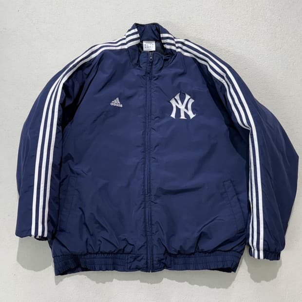 희귀 아디다스 뉴욕 양키스 스타디움 바시티 누빔 패딩 자켓 점퍼 2xl