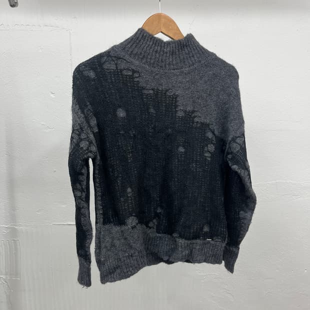 ~77) DIESEL KNIT